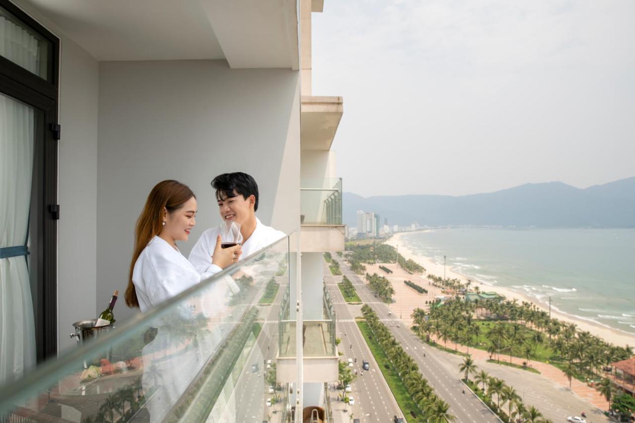 Khách sạn Canvas 4*